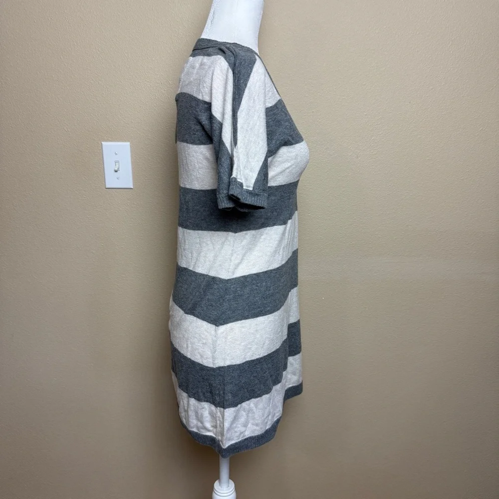 Vintage Hollister Stripped V Neck Shirt- Small - Picture 4 of 10